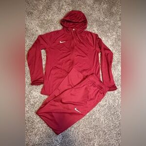 NWT - Nike Women’s Team Relentless  Cranberry Maroon Athletic Tracksuit